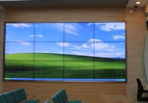 新安液晶拼接屏的另类用法。